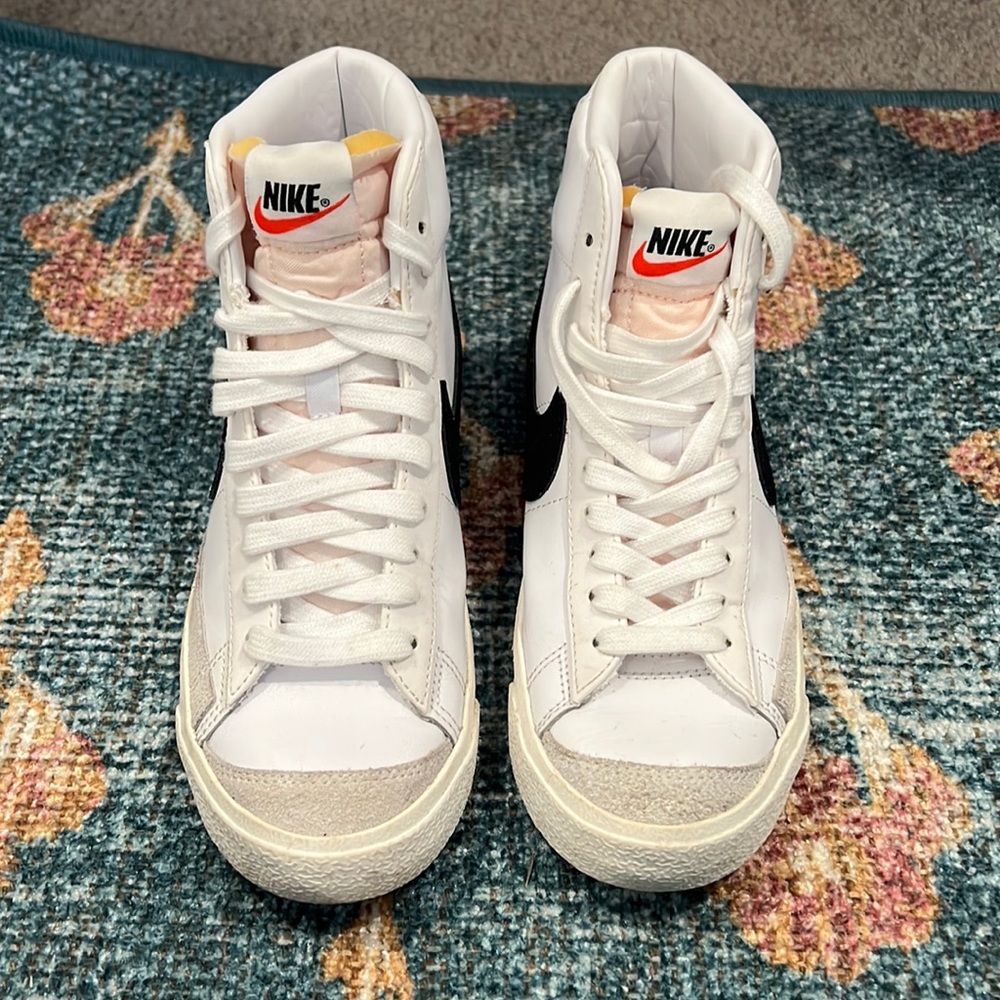 Women’s High Top Nike Blazers